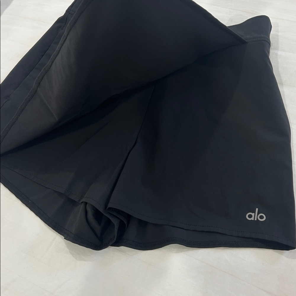 ALO Yoga Black Skort - Picture 4 of 5